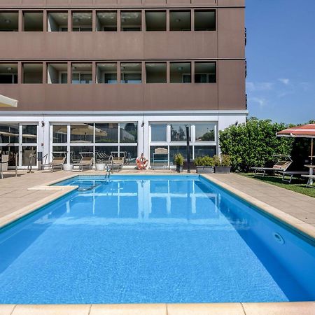 Best Western Plus Hotel Farnese Парма Екстериор снимка
