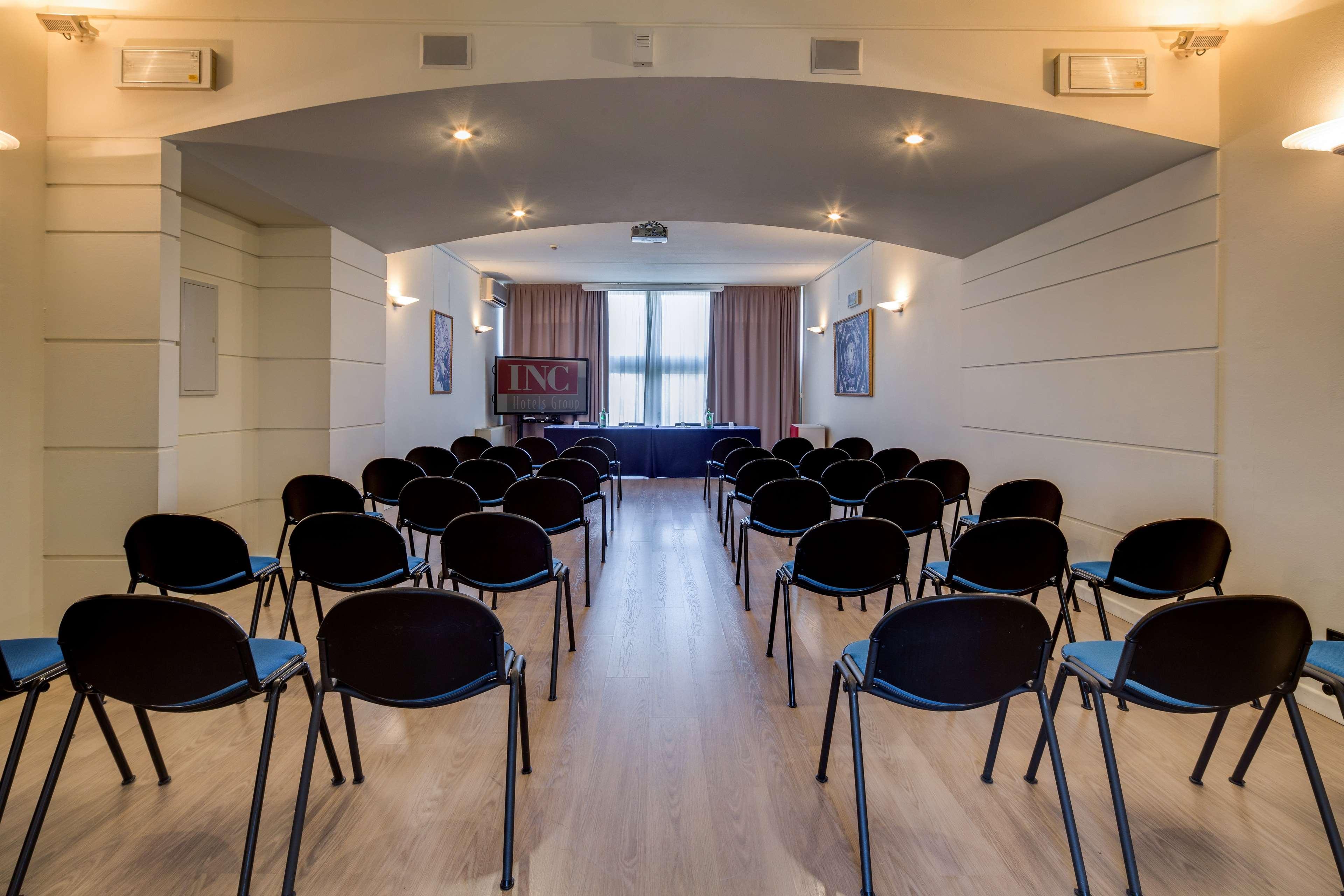 Best Western Plus Hotel Farnese Парма Екстериор снимка