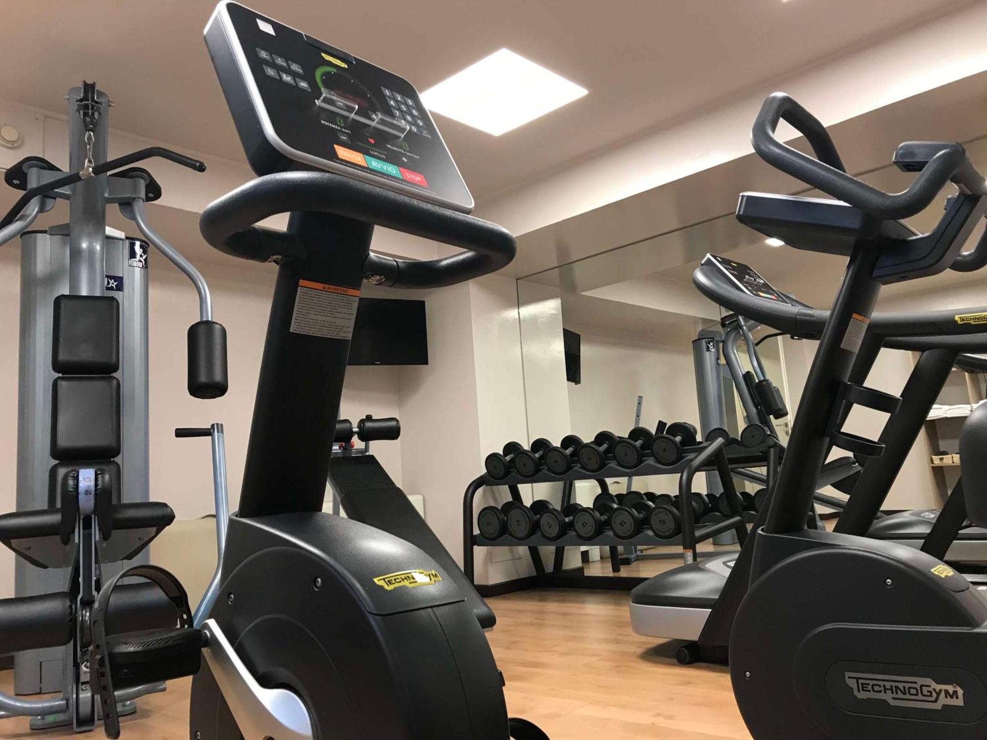 Best Western Plus Hotel Farnese Парма Екстериор снимка