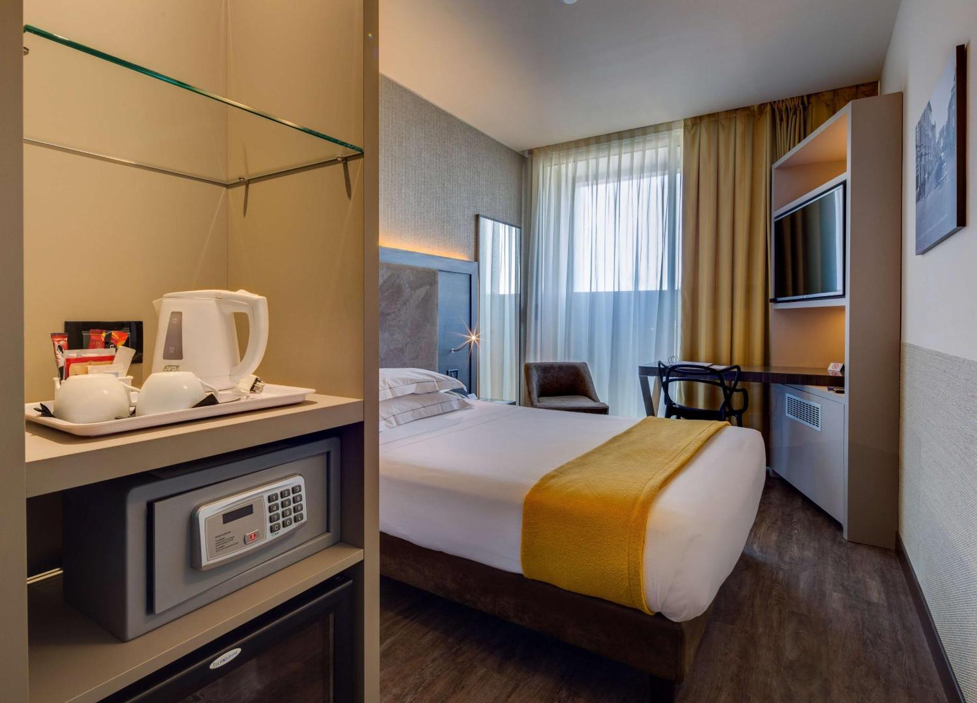 Best Western Plus Hotel Farnese Парма Екстериор снимка