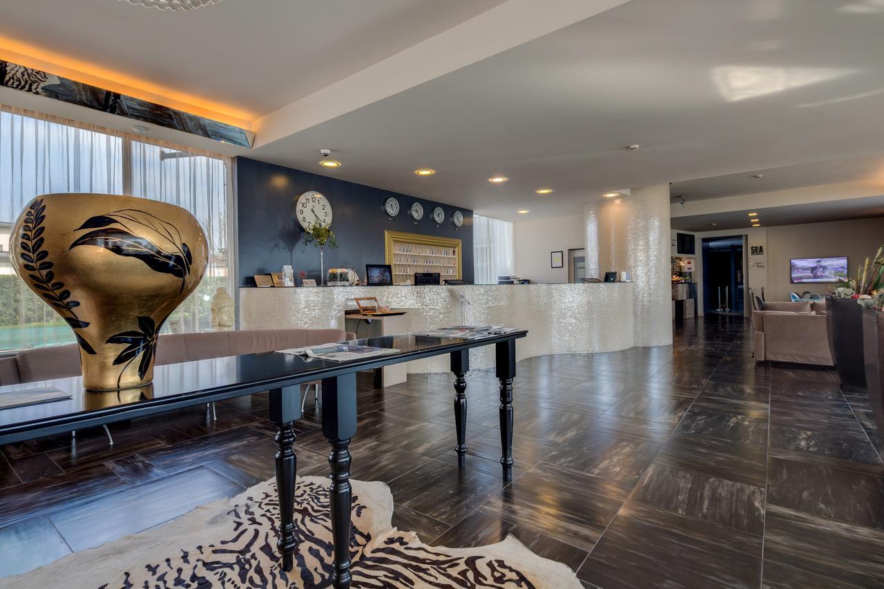 Best Western Plus Hotel Farnese Парма Екстериор снимка